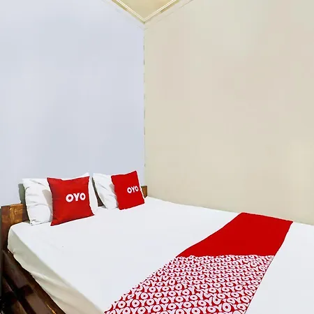 Hotel Oyo 92127 Skyland Pasteur